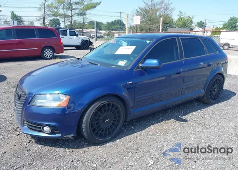 2013 Audi A3 2.0T Premium из США, поврежденный, VIN WAUBEAFMXDA007853